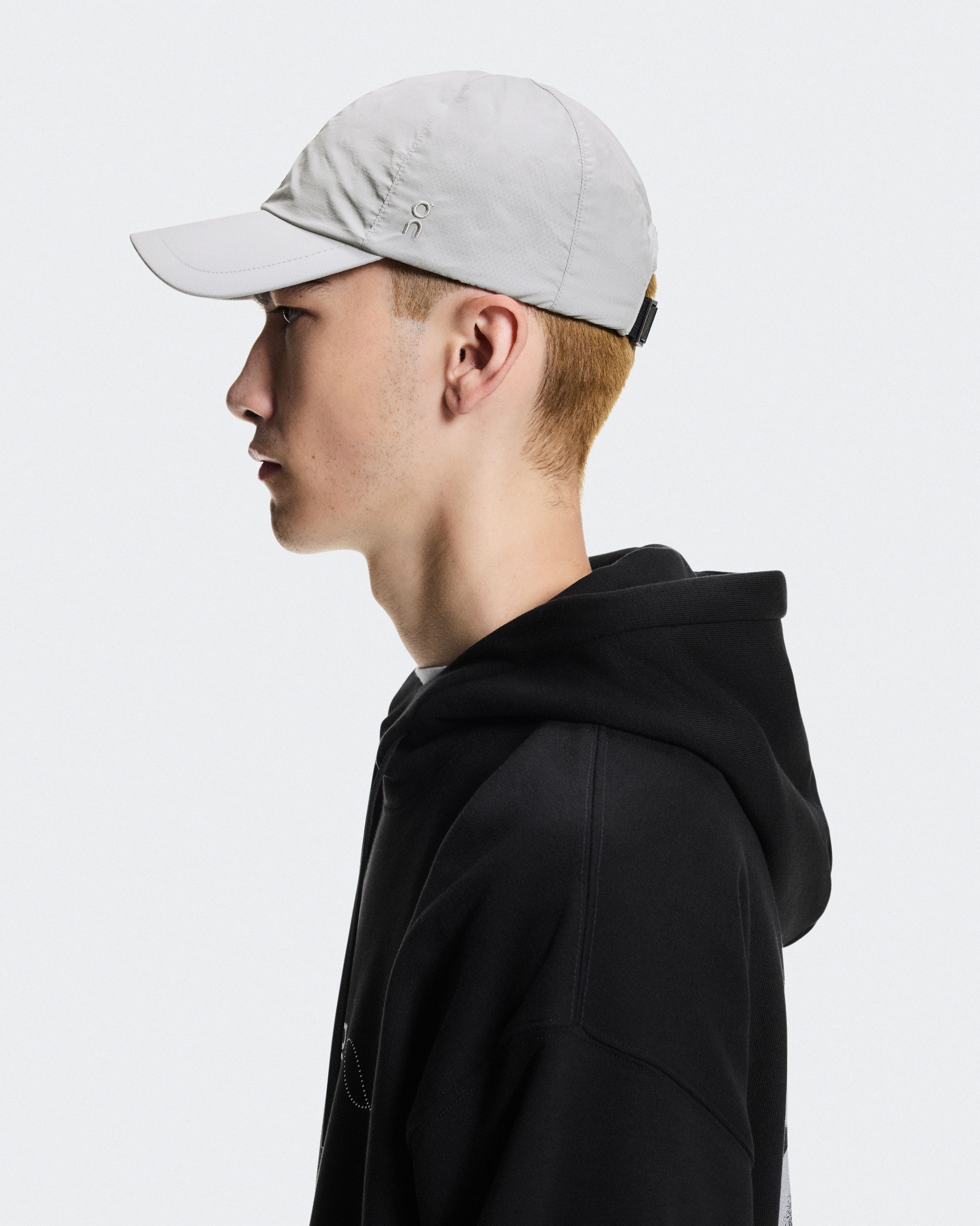 bone-on-cap-cinza-on-3