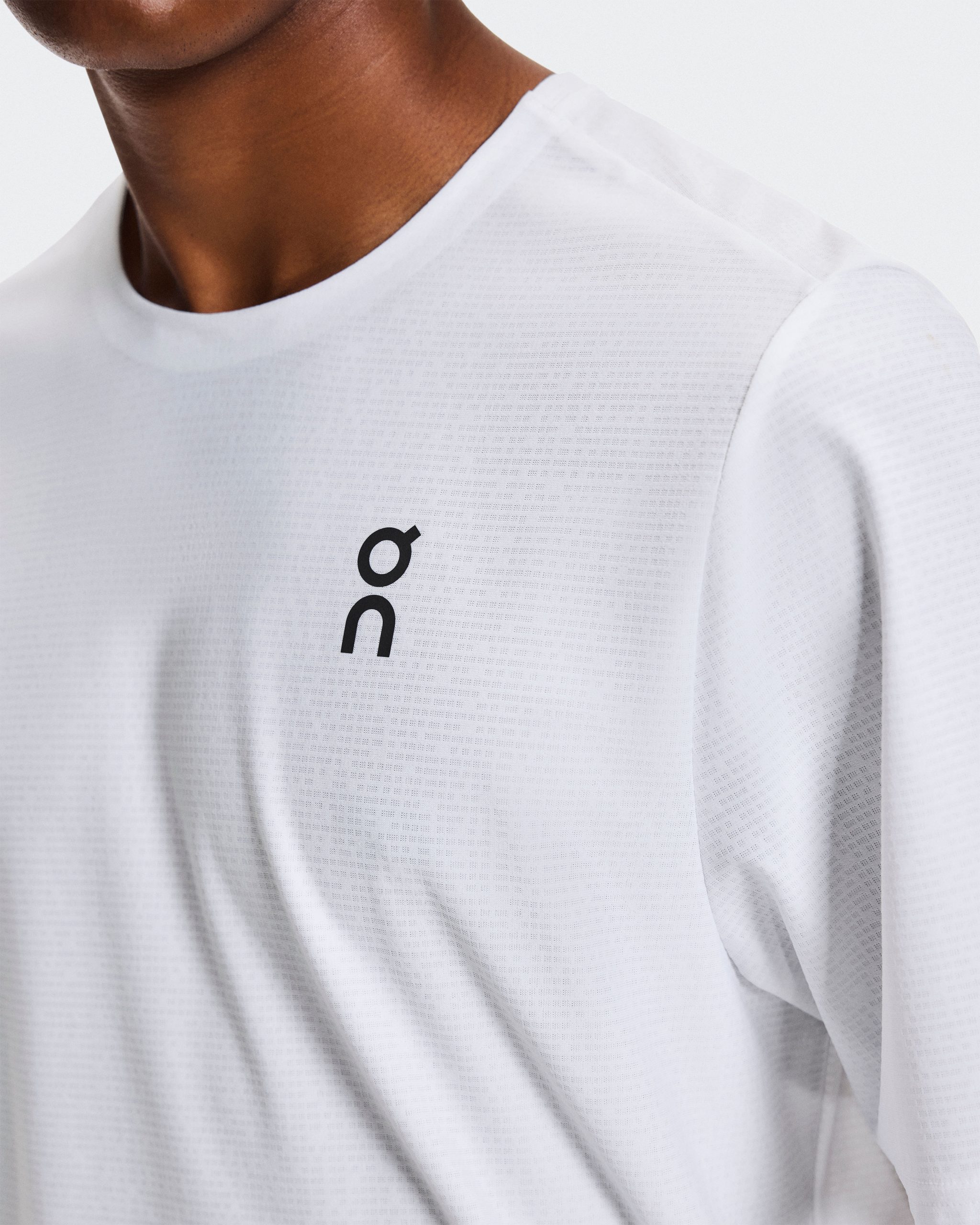 camiseta-court-t-branca-on-5