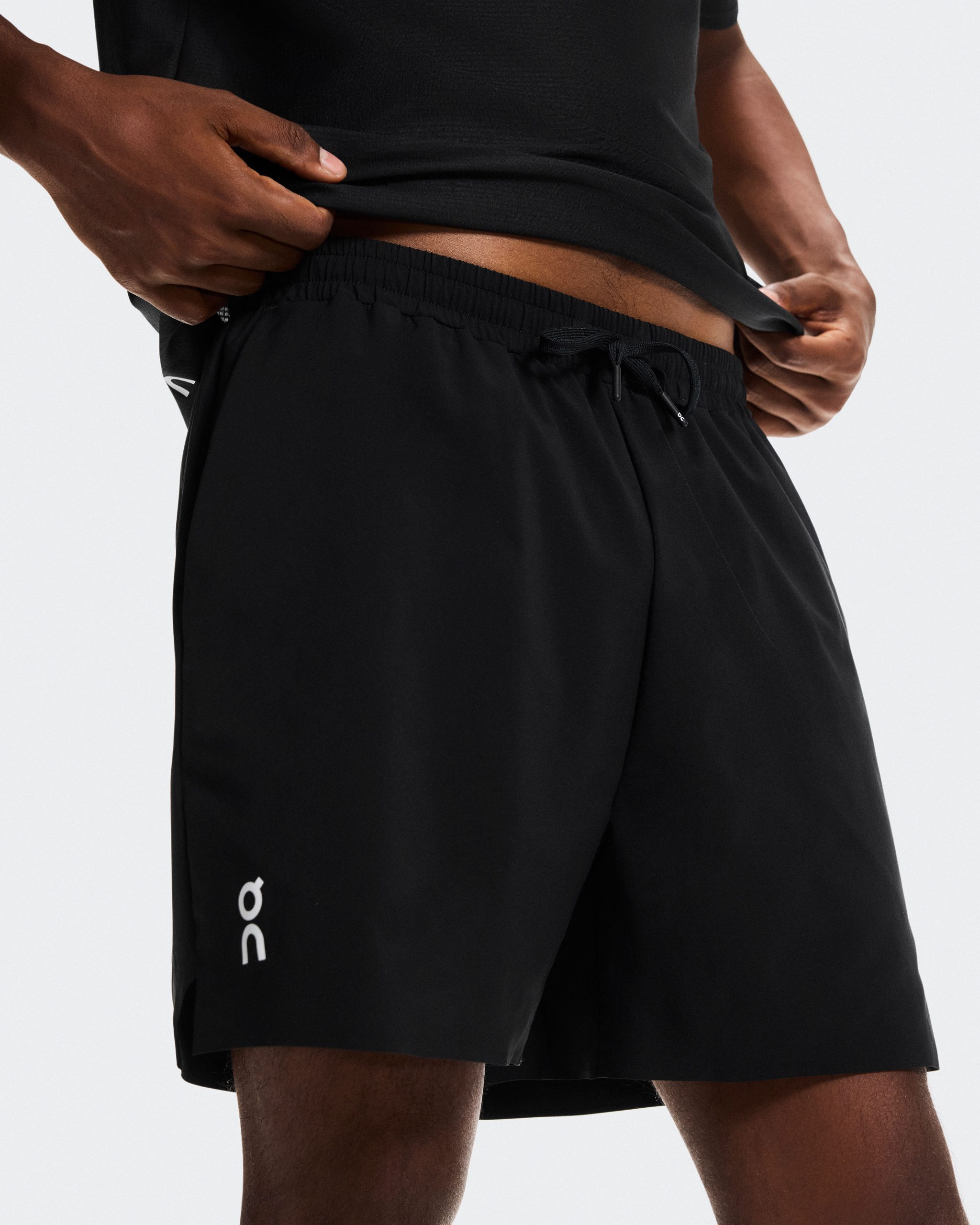 court-short-preto-on-3