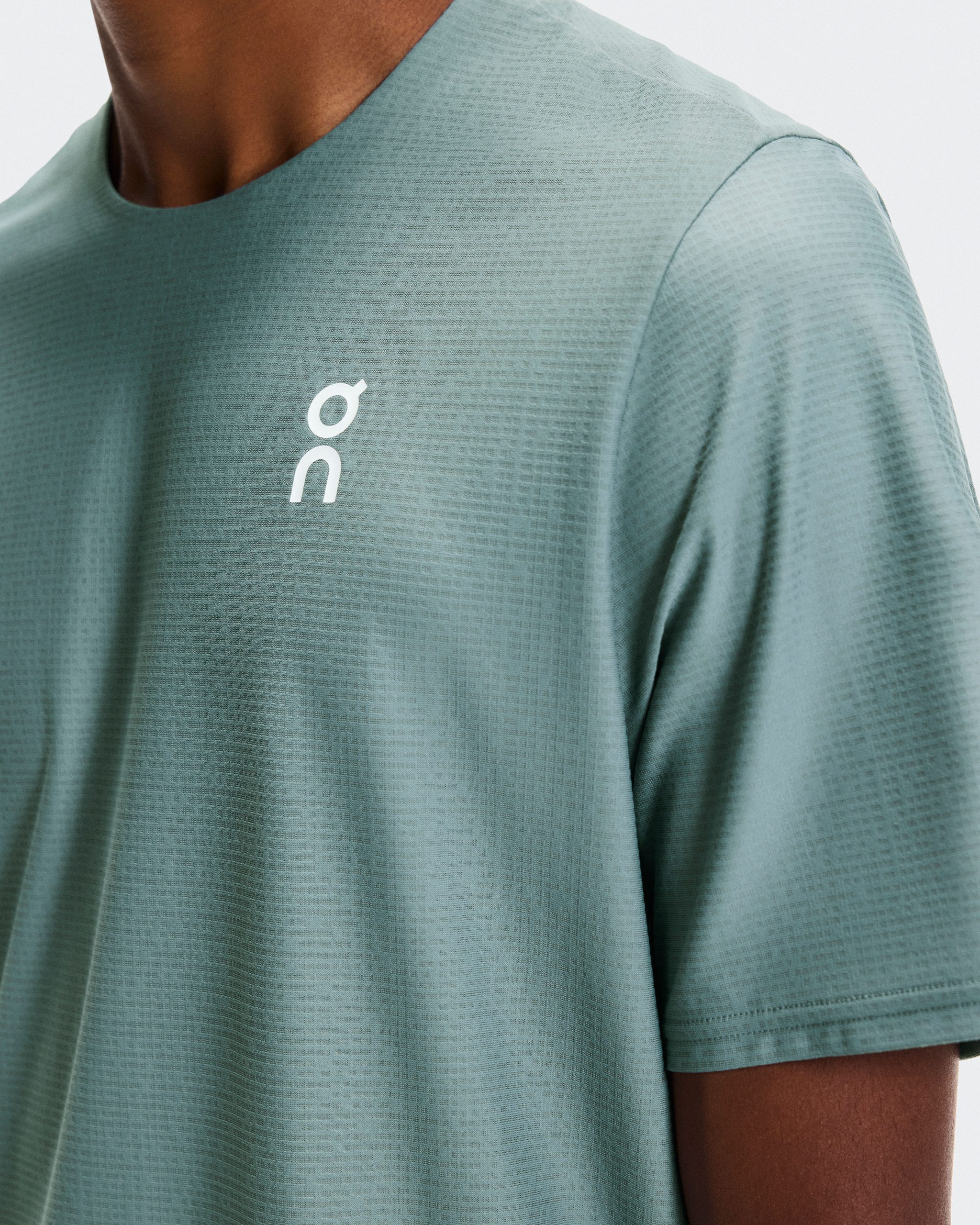 camiseta-court-verde-on-5