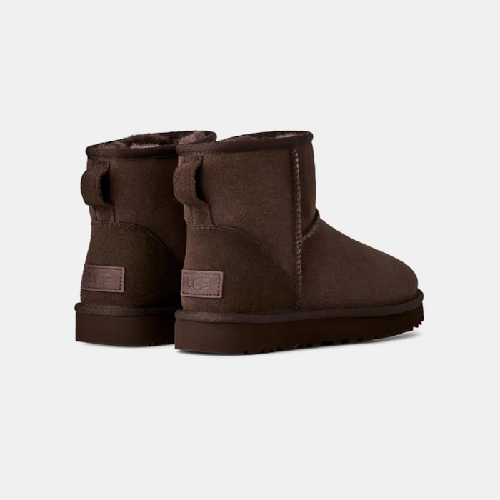 bota-classic-mini-marrom-ugg-3