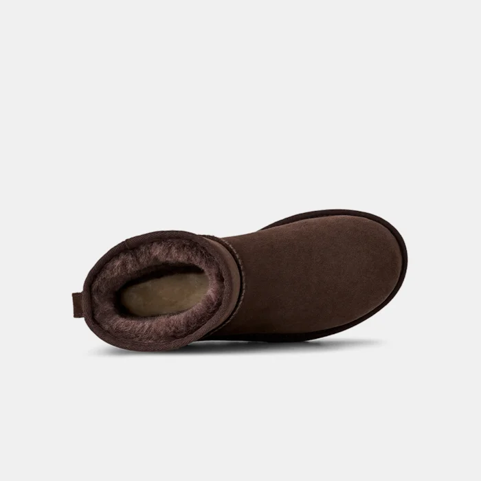 bota-classic-mini-marrom-ugg-4