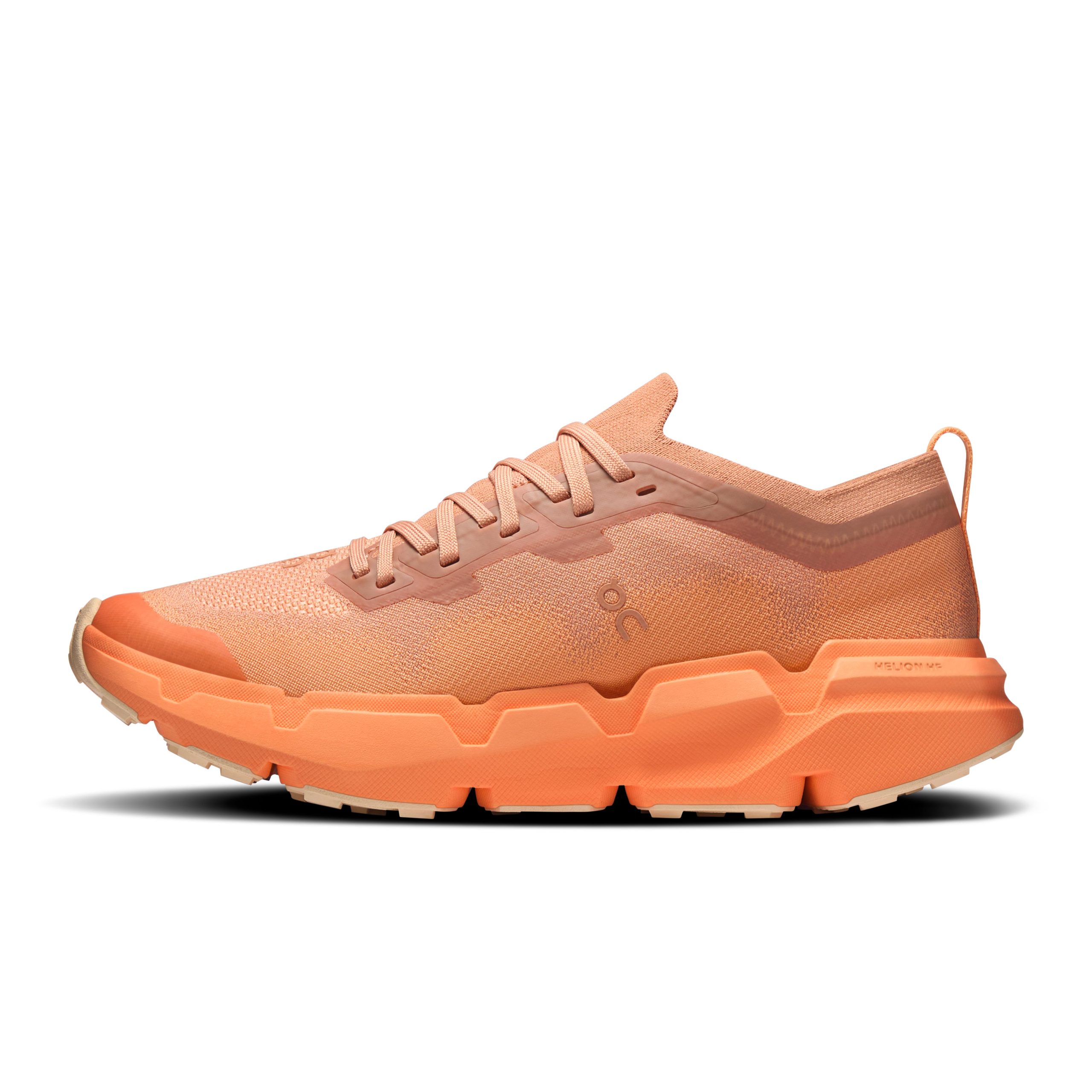 tenis-cloudsoma-laranja-on-running-3