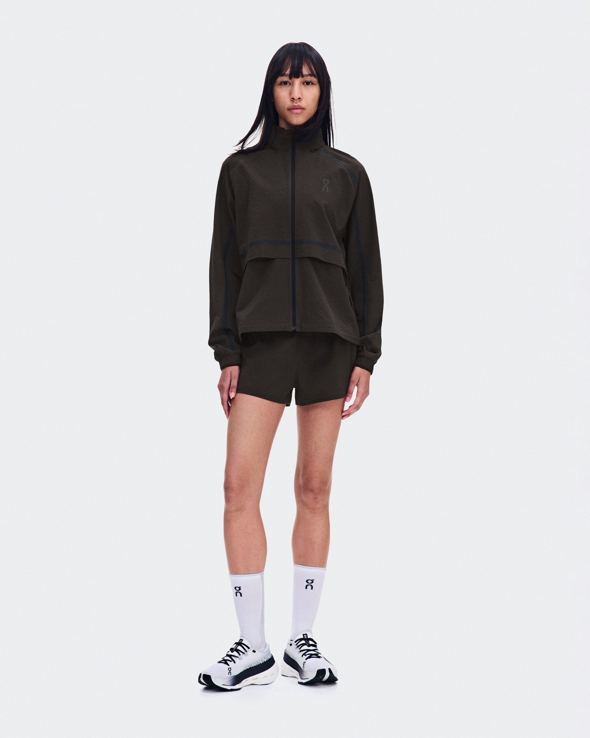 jaqueta-performance-volt-espress-feminina-on-running