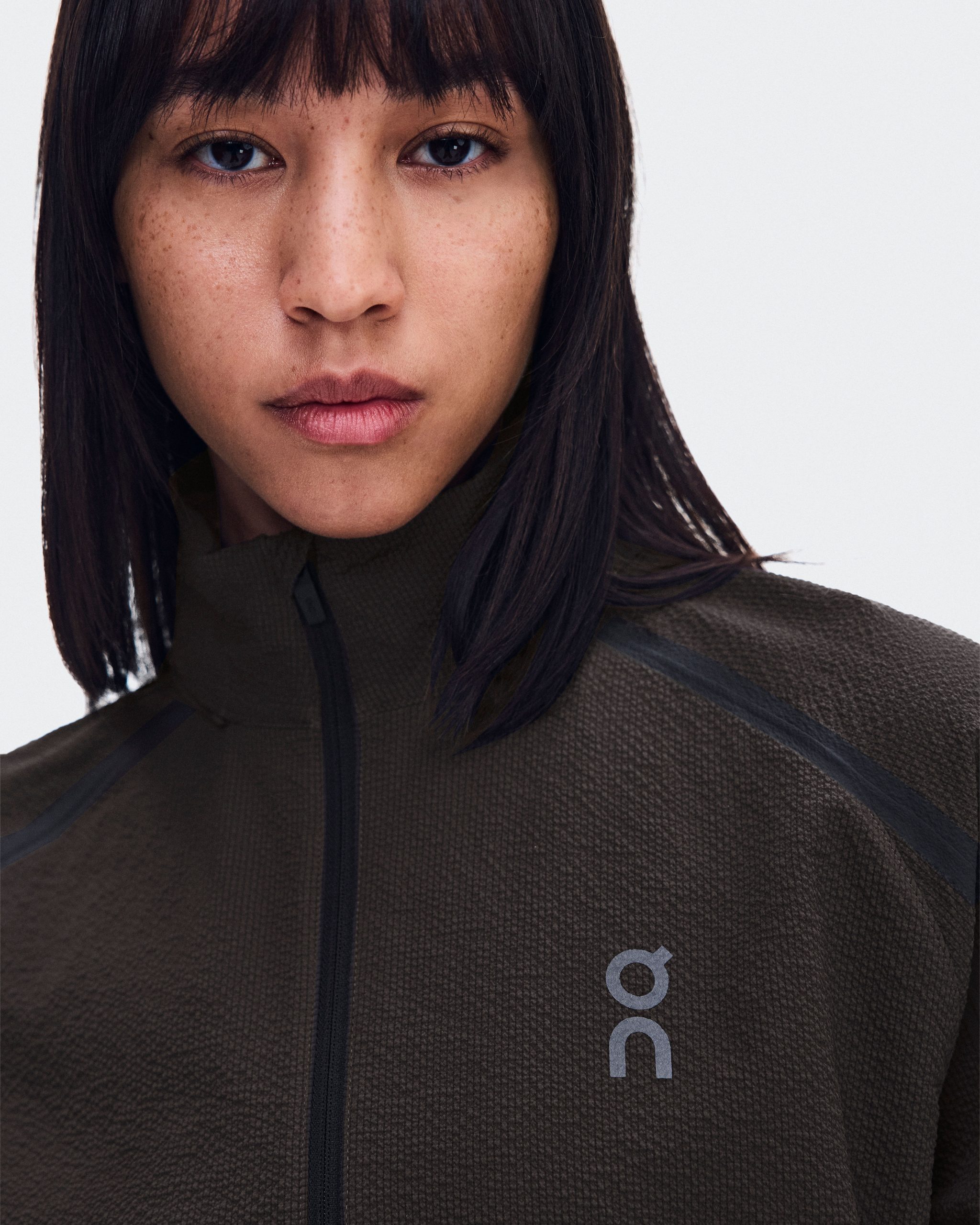 jaqueta-performance-volt-espress-feminina-on-running-6