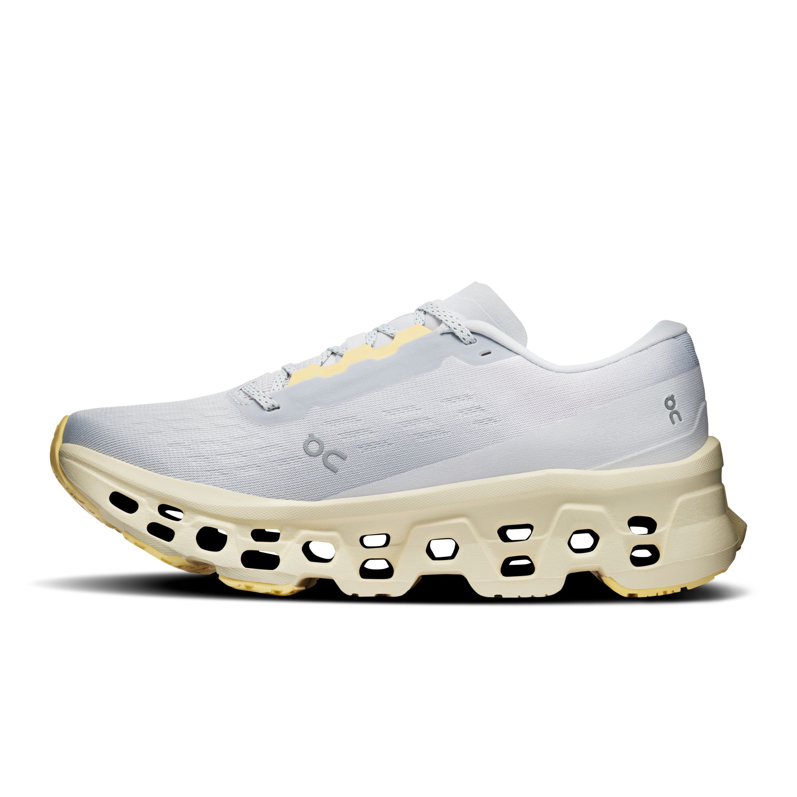 cloudmonster-3-amarelo-feminino-on-running-5