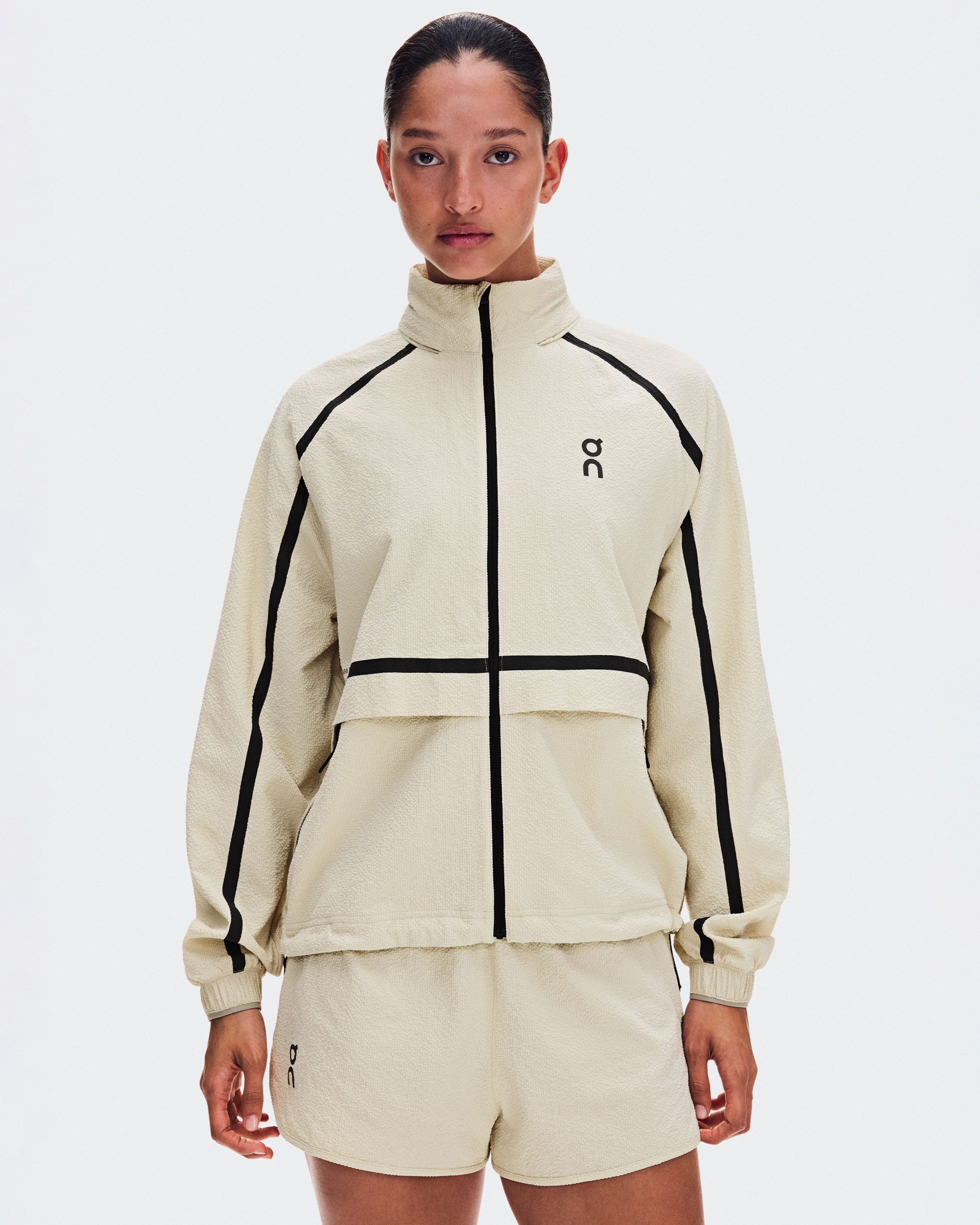 jaqueta-performance-volt-hare-feminina-on-7