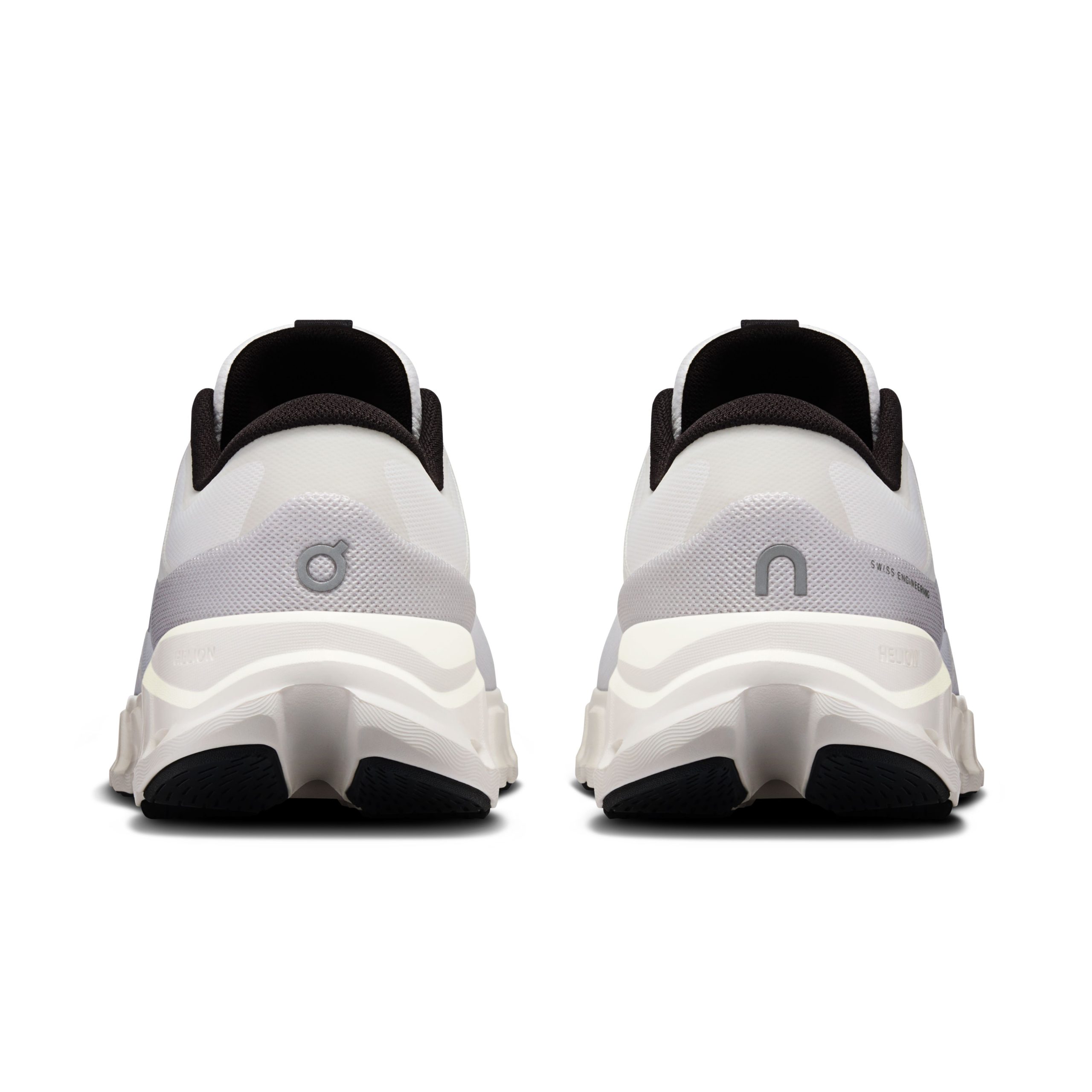 cloud-x-5-feminino-branco-on-runnning-5